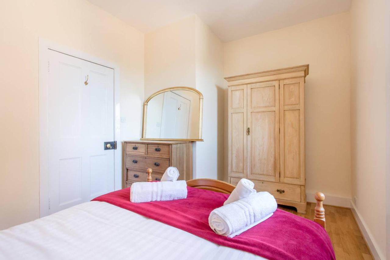 Altido Retro Castle Retreat 2Bed Διαμέρισμα Εδιμβούργο Εξωτερικό φωτογραφία